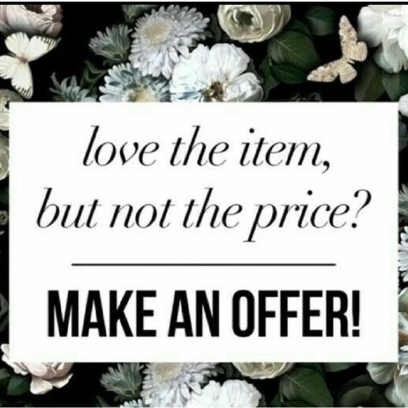 ❤️ITEMS 50% off all clothesss‼️EVERYTHING MUST GO‼️ - Picture 2 of 4